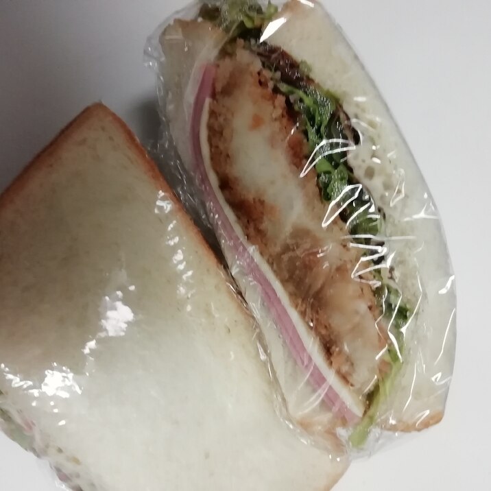 サンドイッチ＊コロッケハムチーズ
